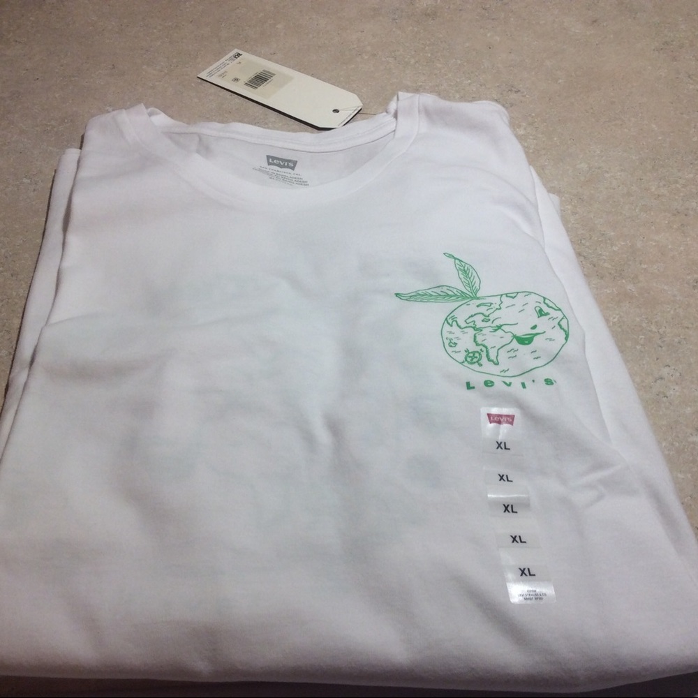 Men’s Levis Tee Shirt